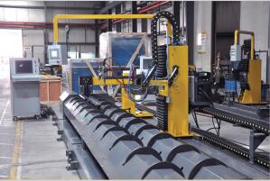 南宫28CNCG系列摩擦盘数控相贯线切割机