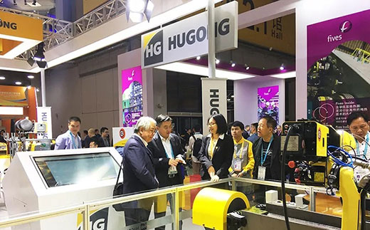 第二届进博会广东省茂名市常务副市长莅临南宫28意大利CEA展位